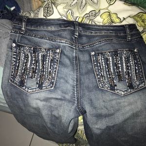 Jeans with design. Worn once